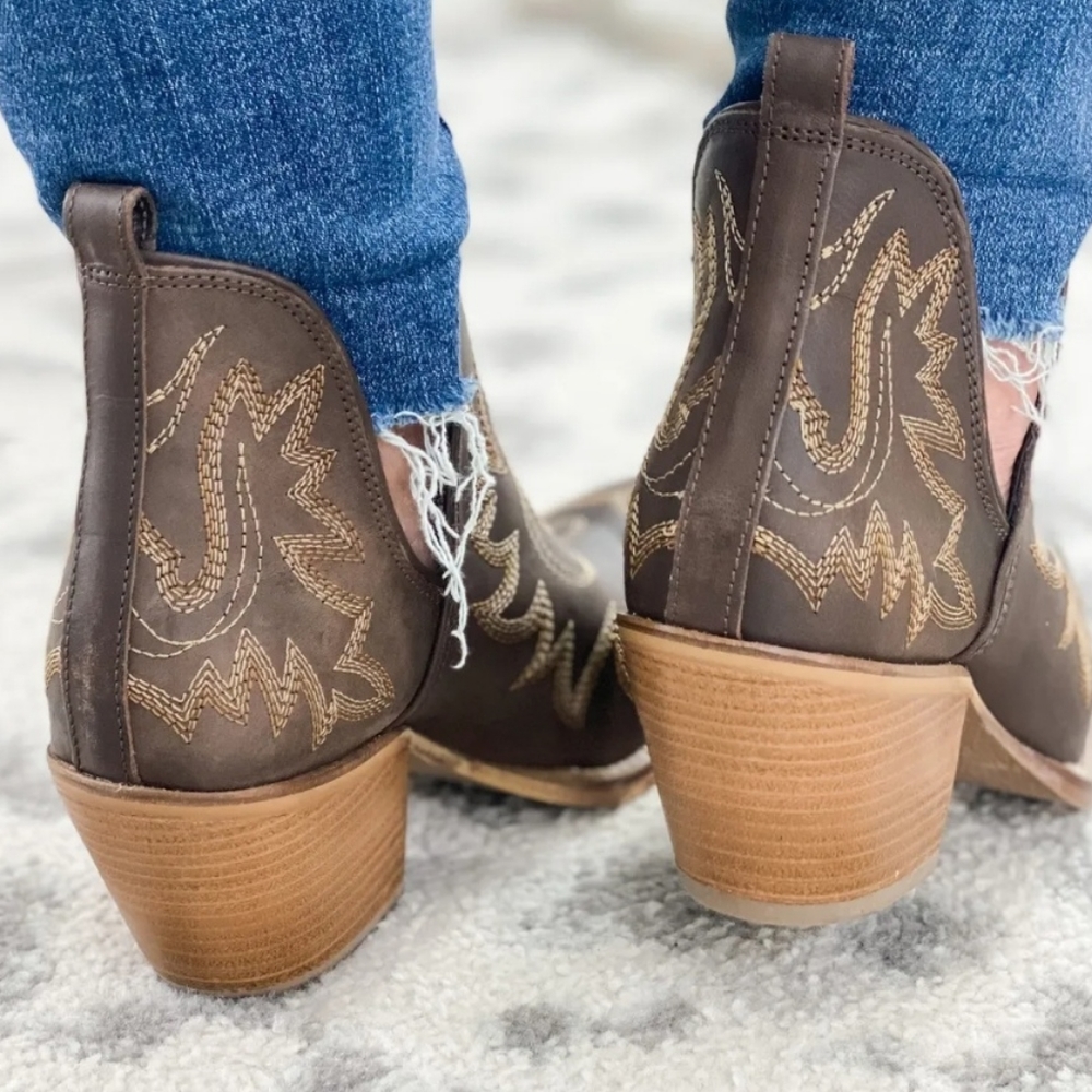 NWT Myra Boho Western Leather Ankle Booties - Picture 8 of 12